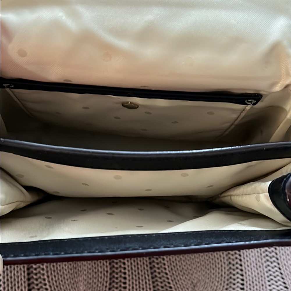 Kate Spade Black Crossbody Bag with Adjustable Strap - Picture 10 of 12